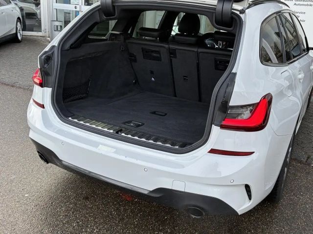 BMW 320 320d M-Sport Touring xDrive