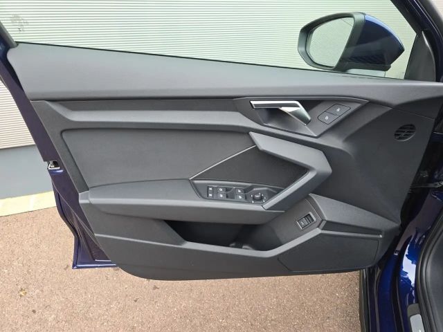 Audi A3 30 TDI S-Line Sedan Sportback