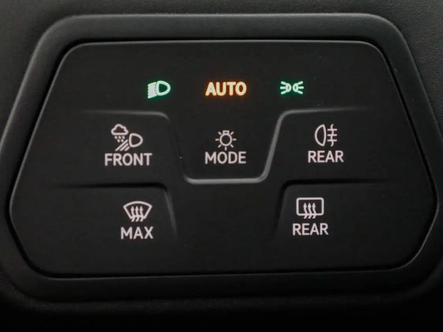 Cupra Born 82 kWh Kam. HUD Beats Mirror Link ACC SHZ