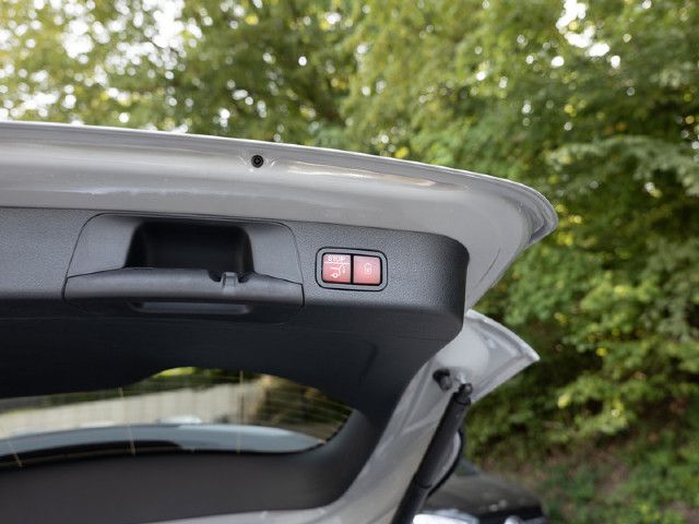 Mercedes-Benz GLB 220 4MATIC GLB 220 d