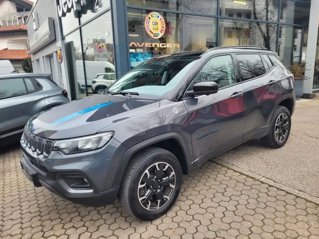 Jeep Compass 4x4 Hybrid Trailhawk