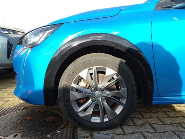 Peugeot 208 Allure Pack