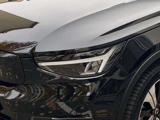 Volvo XC40 Core Recharge