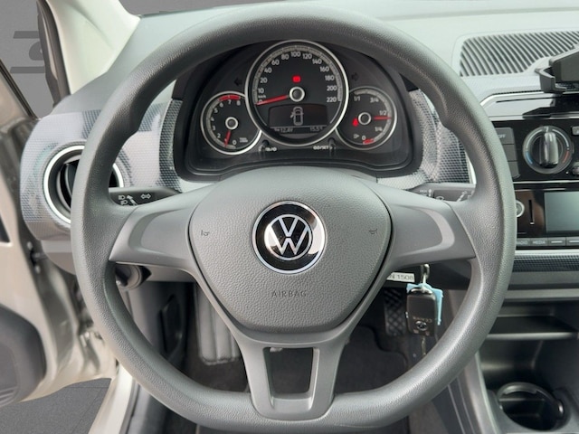 Volkswagen up! Move Move up!