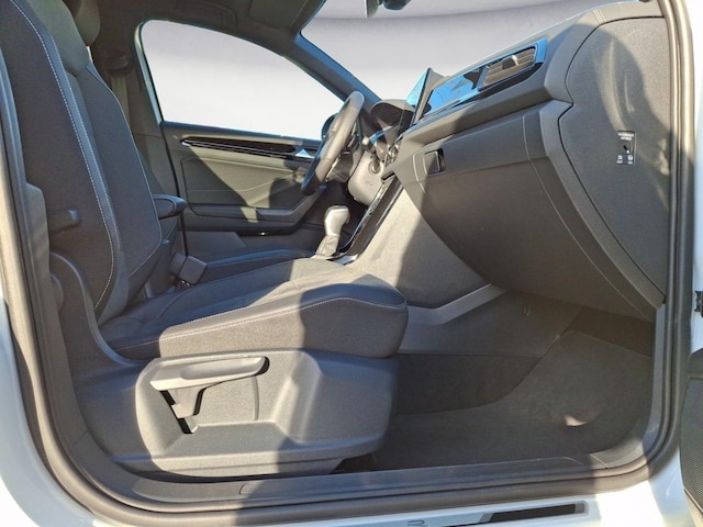 Volkswagen T-Roc 1.5 TSI DSG R-Line