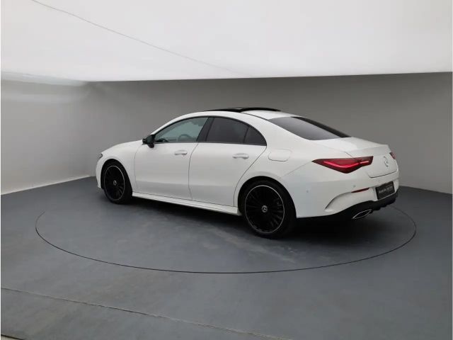 Mercedes-Benz CLA 200 AMG Line Coupé