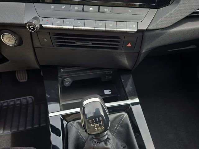 Opel Astra 1.2 Turbo Edition Turbo