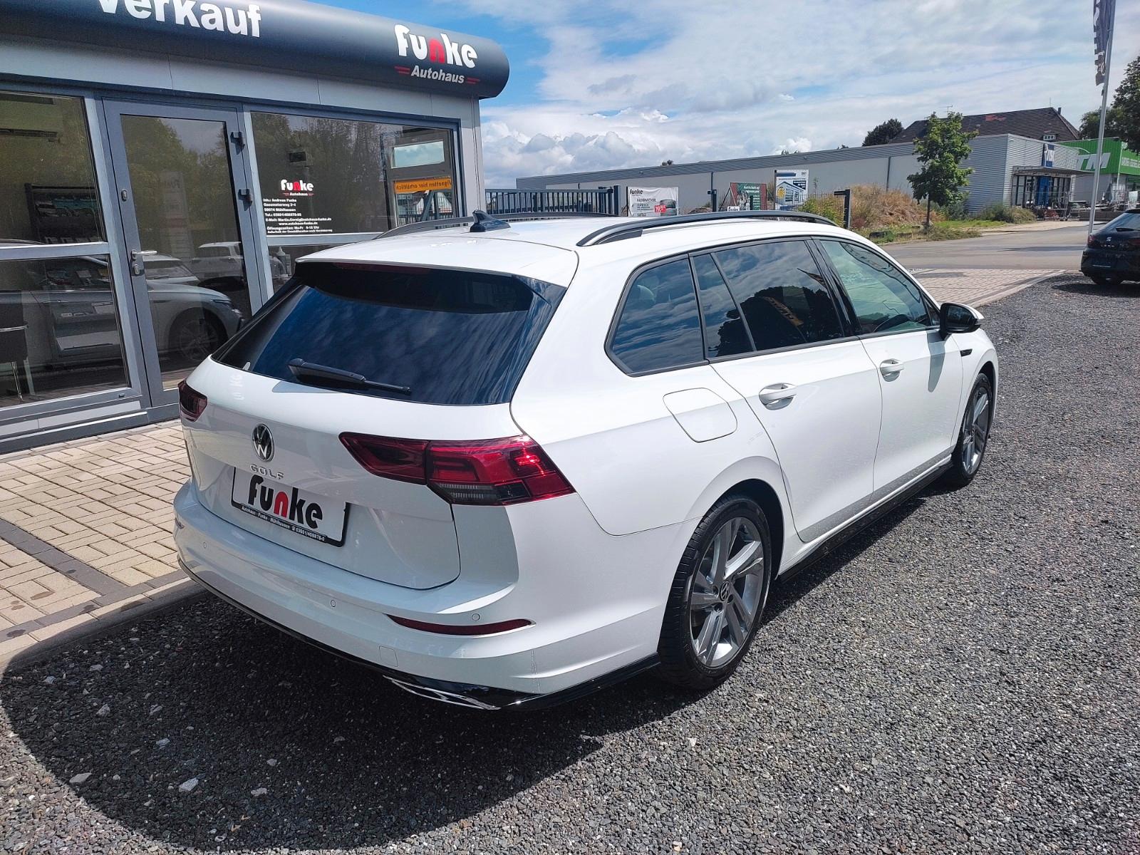 Volkswagen Golf 1.5 TSI R-Line Variant
