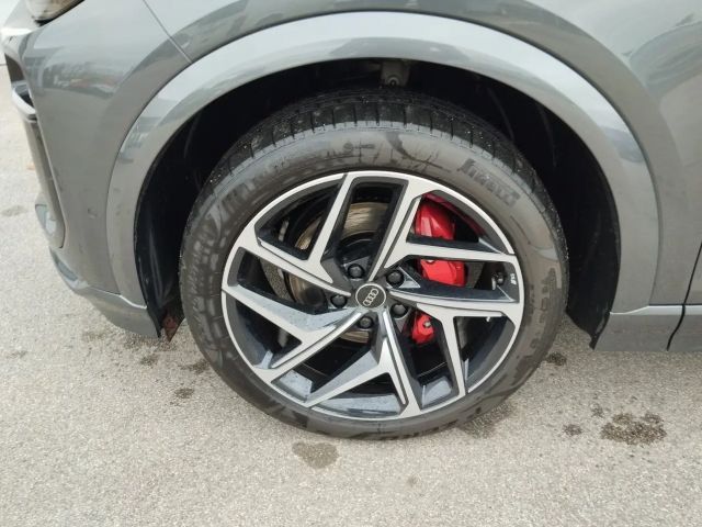 Audi Q6 e-tron Quattro