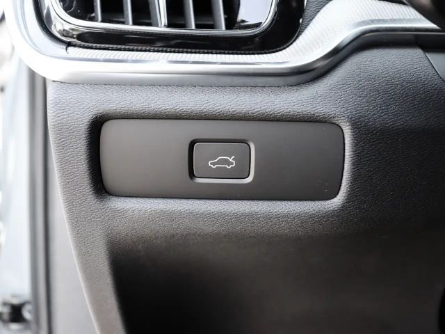 Volvo V60 Cross Country AWD Plus