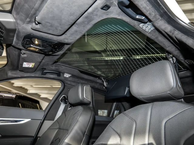 BMW i7 M-Sport Sedan