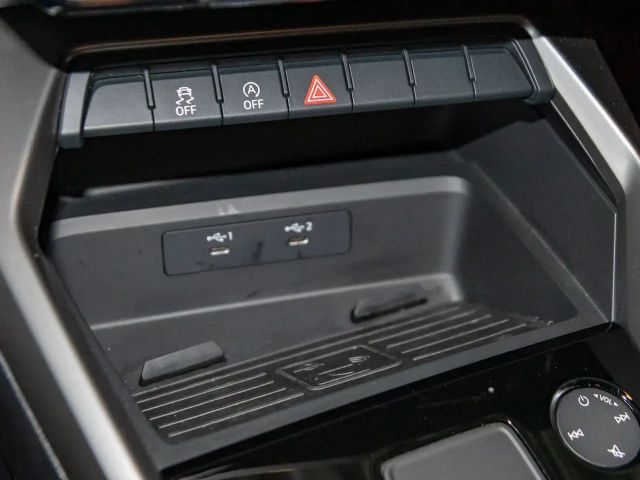 Audi A3 35 TFSI S-Line S-Tronic Sedan