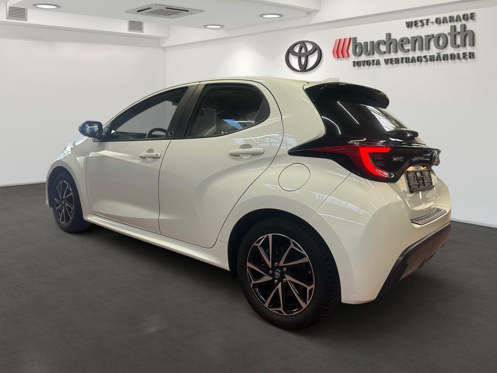 Toyota Yaris Comfort Hybride Team D