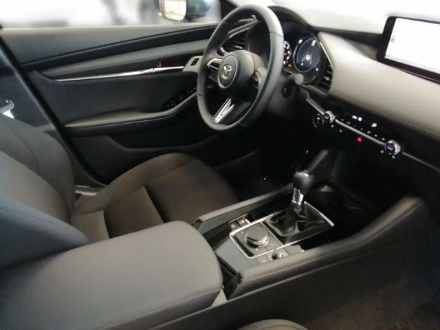Mazda 3 Exclusive-line
