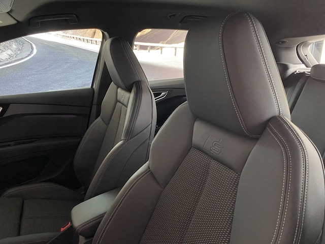 Audi Q4 e-tron Quattro