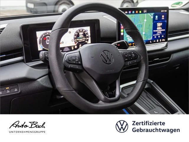 Volkswagen T-Roc 1.5 eTSI DSG R-Line