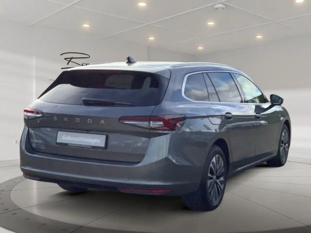 Skoda Superb 2.0 TDI Combi Selection