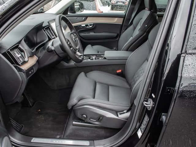 Volvo XC90 AWD Dark Plus T8