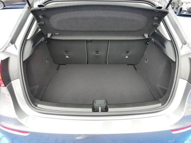 Mercedes-Benz A 180 Progressive