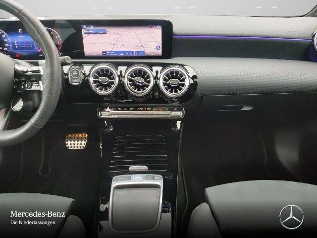 Mercedes-Benz A 35 AMG 4MATIC AMG Line