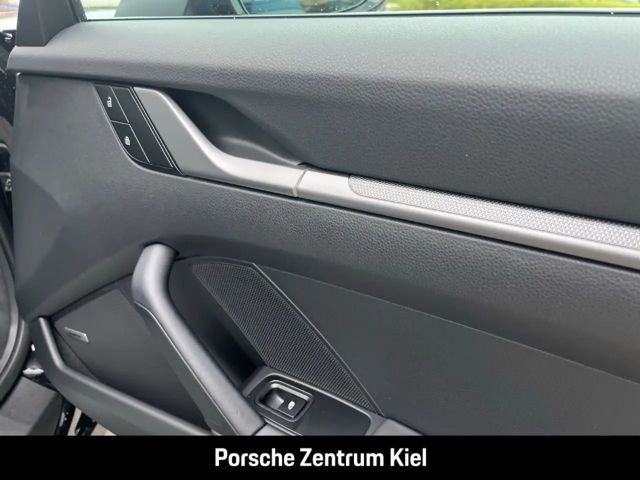 Porsche 992 Carrera Coupé