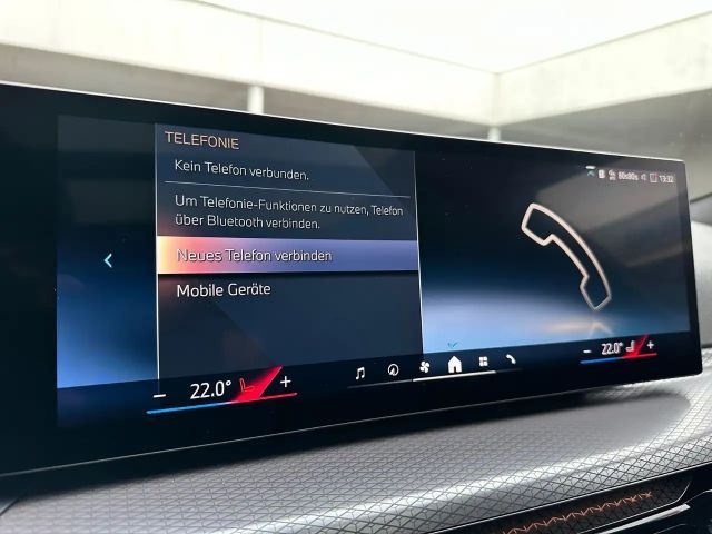 BMW 330 330d M-Sport Touring xDrive