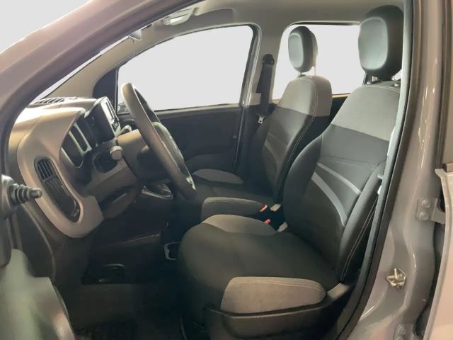 Fiat Panda 1,0 Hybrid  Allwetterreifen/Klima/DAB