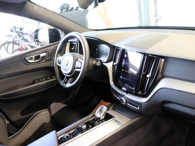 Volvo XC60 AWD Dark Plus Recharge
