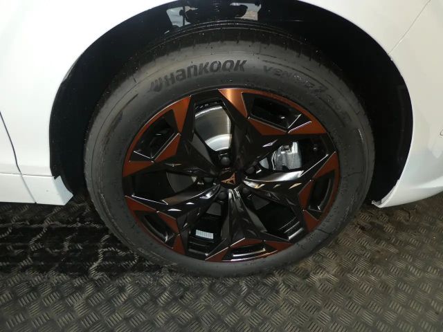 Cupra Terramar 1.5 e-Hybrid