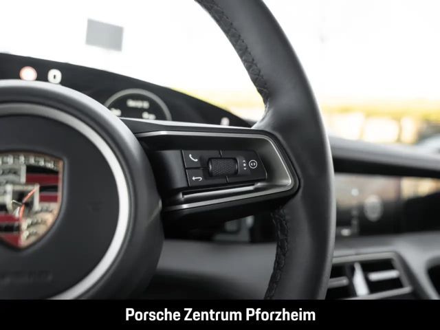 Porsche Taycan 4S Cross Turismo