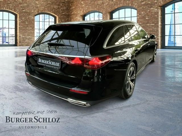 Mercedes-Benz E 220 4MATIC E 220 d Estate
