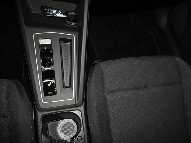 Volkswagen Golf 1.5 eTSI DSG Life