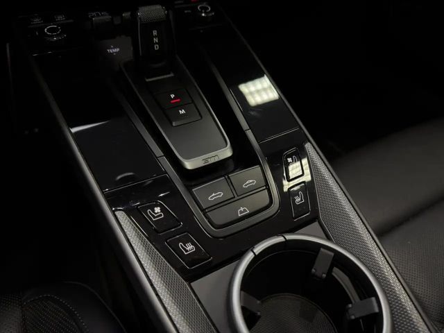 Porsche 992 Cabrio Carrera