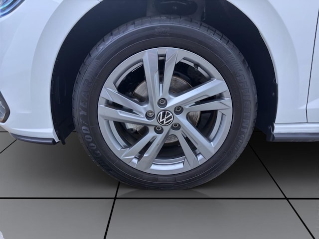 Volkswagen Polo 1.0 TSI DSG IQ.Drive R-Line