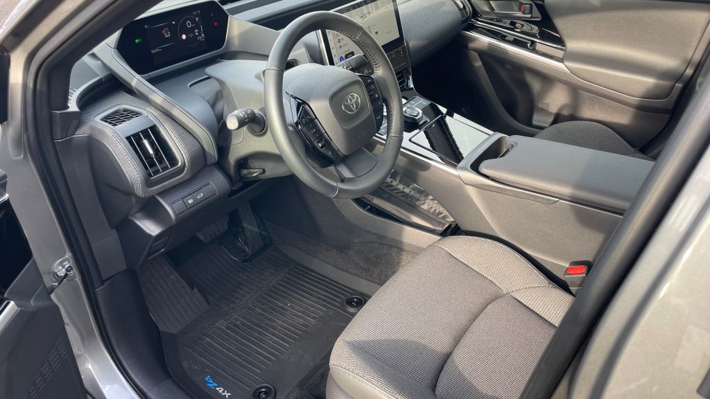 Toyota bZ4X 5-deurs Team D