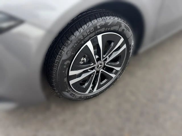 Mercedes-Benz A 250 A 250 e Hatchback