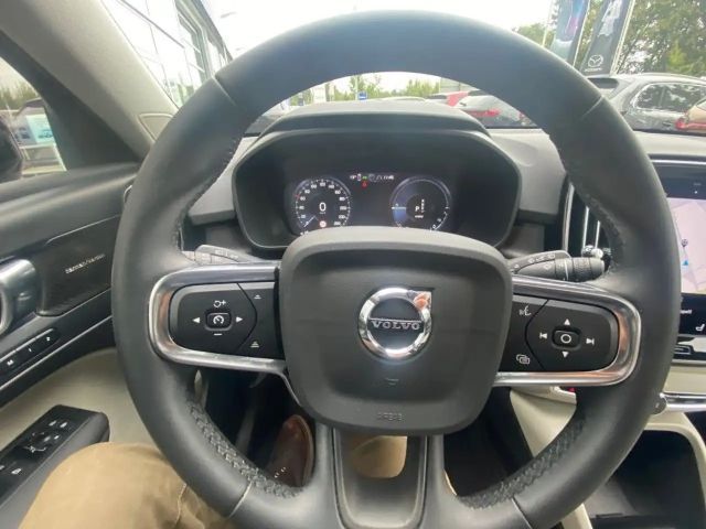 Volvo XC40 Dark Recharge T5 Ultimate