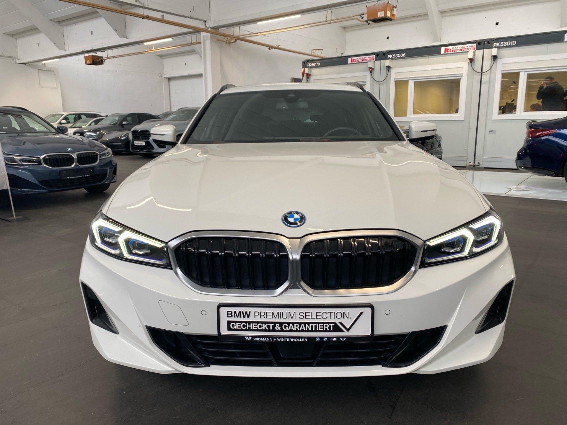 BMW 330 330e Touring