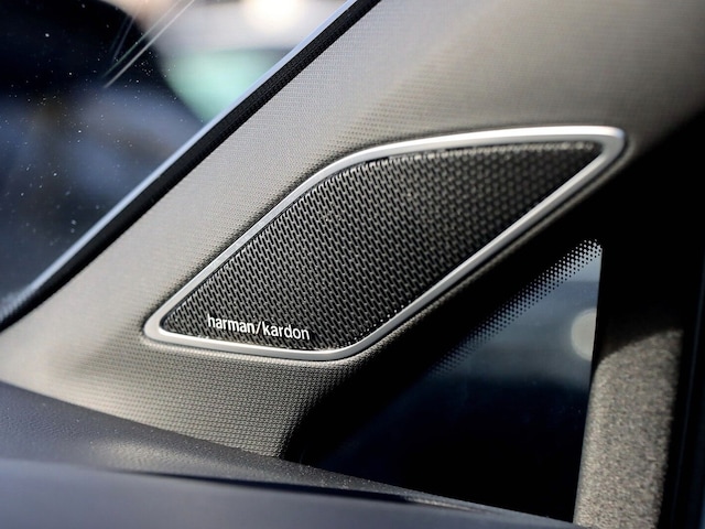 Volkswagen Golf 2.0 TSI DSG Golf VIII