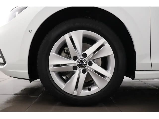 Volkswagen Golf 1.5 eTSI Golf VIII Life Variant