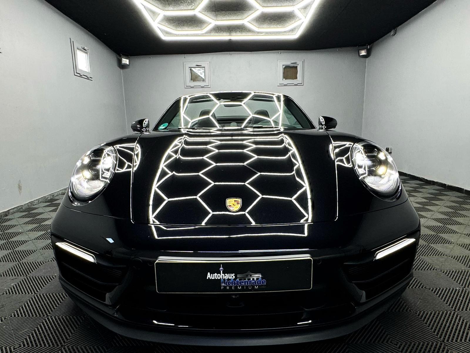 Porsche 911 4 992 Cabriolet Carrera GTS