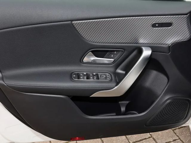 Mercedes-Benz A 180 Progressive