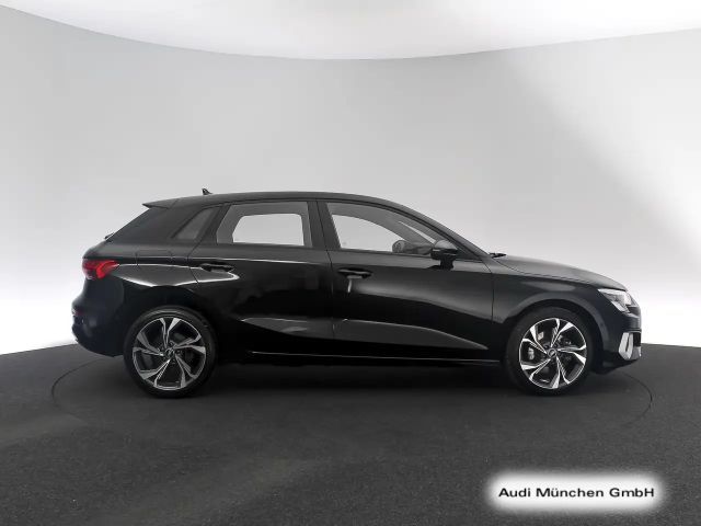 Audi A3 40 TFSI Hybride S-Tronic Sedan