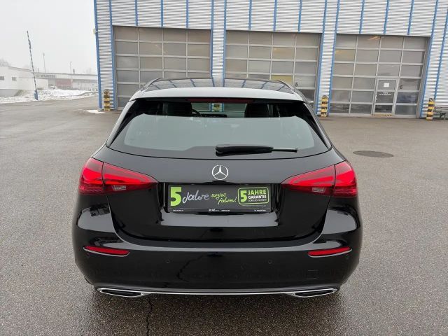 Mercedes-Benz A 180 LENKRADHEIZUNG LED HP USB PAKET