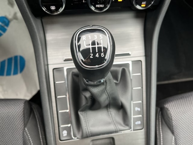 Skoda Superb 2.0 TDI Combi Style Style