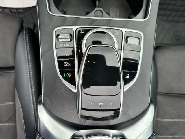 Mercedes-Benz C 200 AMG Line Cabriolet