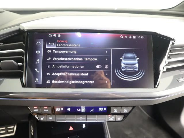 Audi Q4 e-tron Audi Q4 45 e-tron