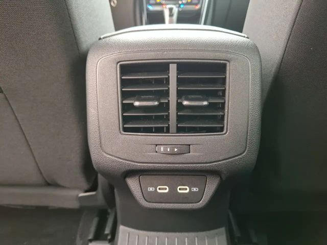 Volkswagen T-Roc DSG R-Line