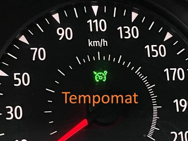 Dacia Jogger Jogger Navi LED PDC CarPlay Servicebuch SR+WR