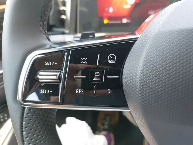 Renault Espace E-Tech Iconic